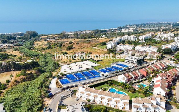 Bestaande woning - Vrijstaande villa - Estepona  - Selwo