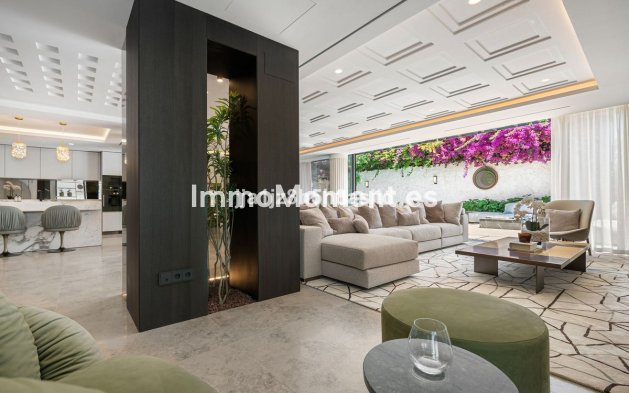 Resale - Detached villa - Marbella - The Golden Mile