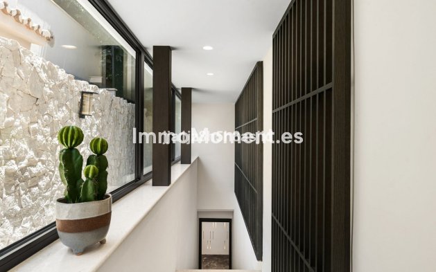 Resale - Detached villa - Marbella - The Golden Mile