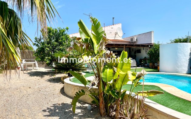 Resale - Detached villa - Daya Nueva - Daya Nueva Centro