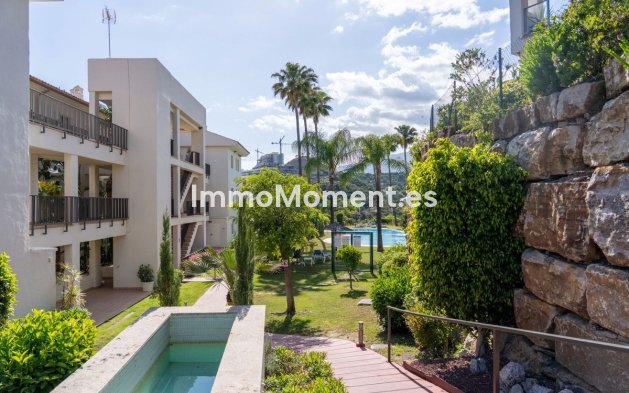 Resale - Apartment - Estepona - Estepona Centro
