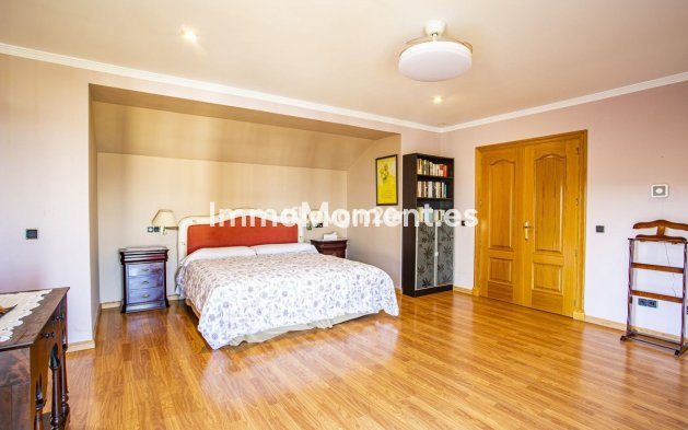 Reventa - Villa independiente - Sotogrande - La Alcaidesa