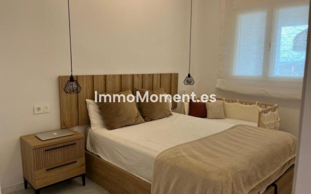 Resale - Apartment - Casares - Doña Julia