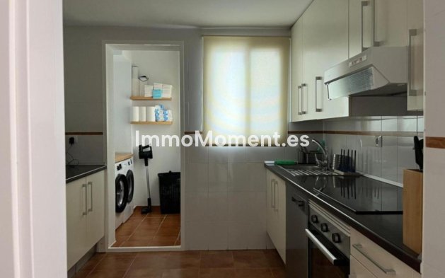 Resale - Apartment - Casares - Doña Julia