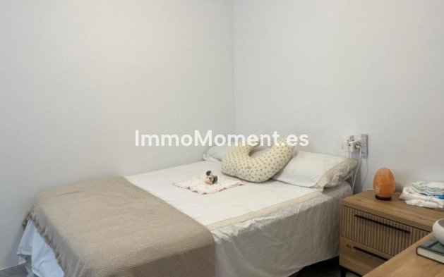Resale - Apartment - Casares - Doña Julia