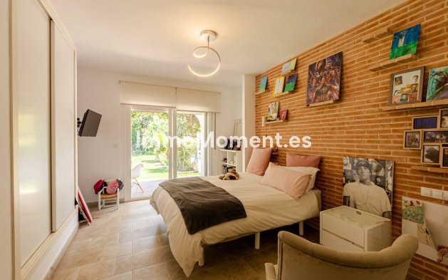 Wiederverkauf - Freistehende Villa - Marbella - San Pedro de Alcántara