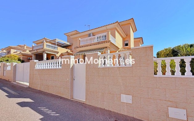 Reventa - Villa independiente - Orihuela - Orihuela Costa