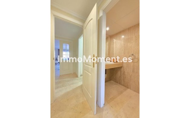 Reventa - Apartamento - Marbella - Elviria
