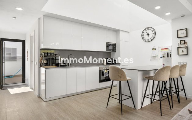Resale - Townhouse - Estepona - Estepona Centro