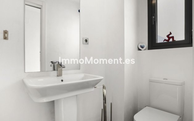 Resale - Townhouse - Estepona - Estepona Centro