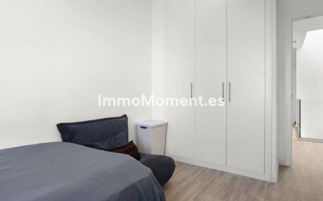 Resale - Townhouse - Estepona - Estepona Centro