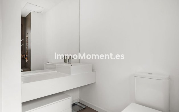 Resale - Townhouse - Estepona - Estepona Centro