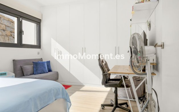 Resale - Townhouse - Estepona - Estepona Centro