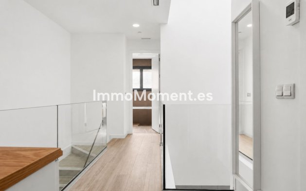 Resale - Townhouse - Estepona - Estepona Centro
