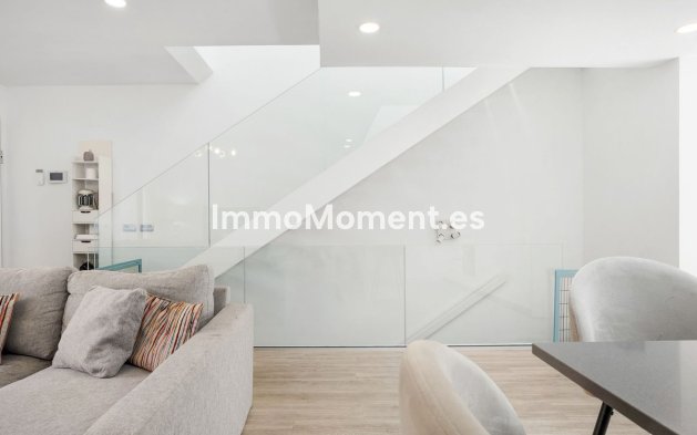 Resale - Townhouse - Estepona - Estepona Centro