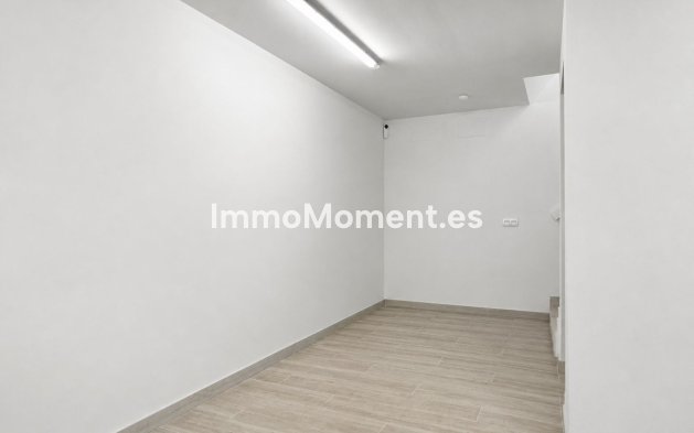 Resale - Townhouse - Estepona - Estepona Centro