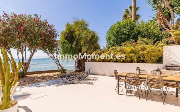 Bestaande woning - Vrijstaande villa - Estepona  - Estepona Centro