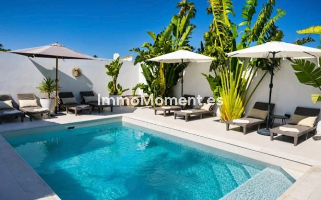 Bestaande woning - Vrijstaande villa - Estepona  - Estepona Centro