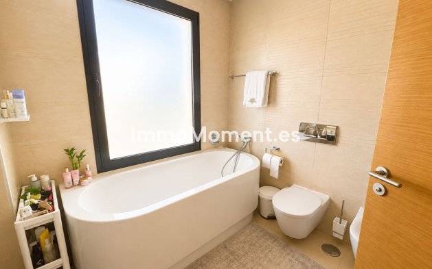 Wiederverkauf - Wohnung - Marbella - Altos de los Monteros