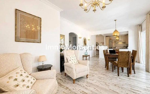 Bestaande woning - Appartement - Estepona  - Estepona Centro