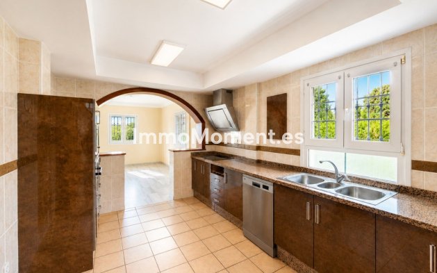 Resale - Country house - Estepona - Estepona Centro