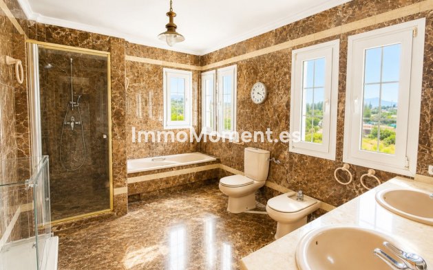 Resale - Country house - Estepona - Estepona Centro