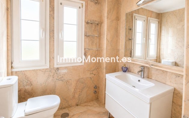 Resale - Country house - Estepona - Estepona Centro