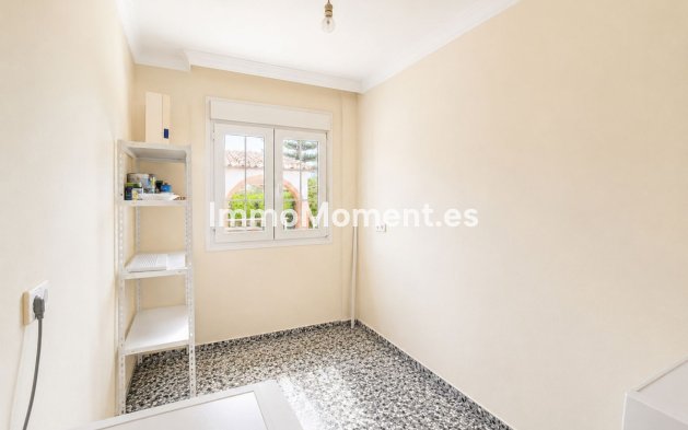 Resale - Country house - Estepona - Estepona Centro