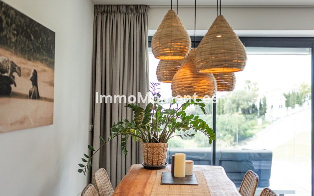 Bestaande woning - Appartement - Estepona  - Selwo