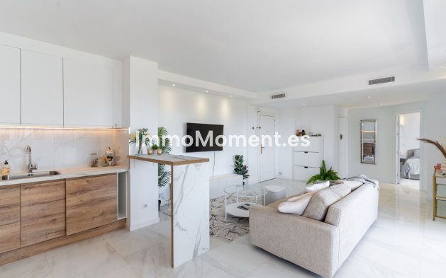 Wiederverkauf - Wohnung - Estepona  - Atalaya