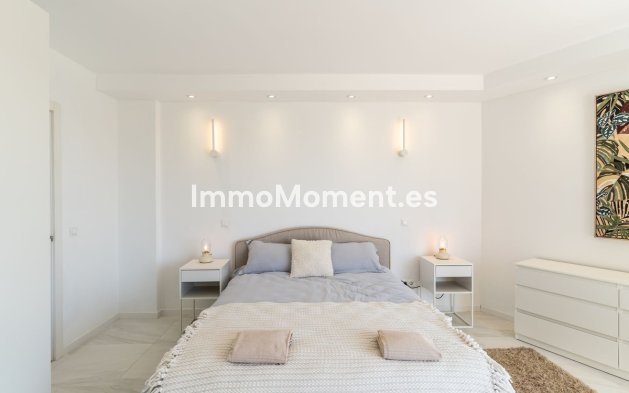 Wiederverkauf - Wohnung - Estepona  - Atalaya