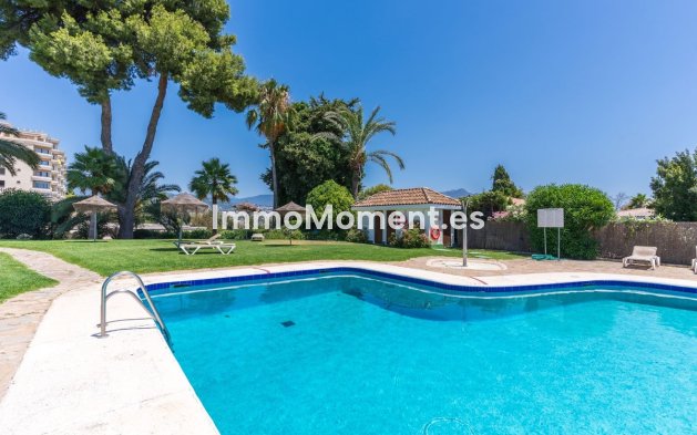 Wiederverkauf - Wohnung - Estepona  - Atalaya