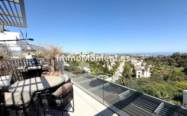 Resale - Apartment - Benahavís - La Quinta