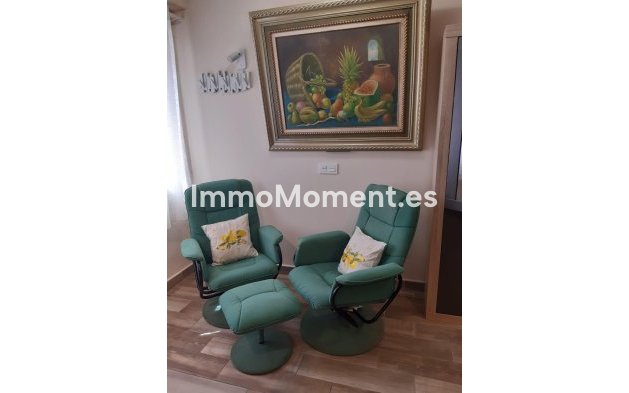 Resale - Apartment - Torremolinos - La Carihuela