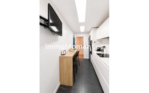 Resale - Apartment - Torremolinos - Torremolinos Centro