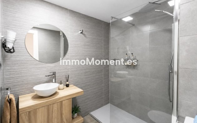 Resale - Apartment - Torremolinos - Torremolinos Centro