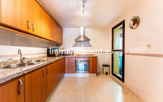 Bestaande woning - Appartement - Estepona  - Costalita
