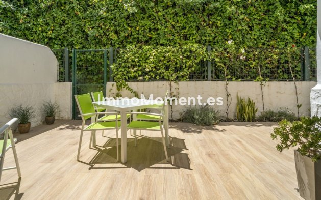 Wiederverkauf - Wohnung - Estepona  - Estepona Centro