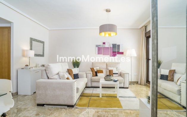 Wiederverkauf - Wohnung - Estepona  - Estepona Centro