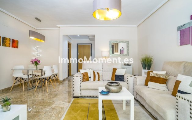 Wiederverkauf - Wohnung - Estepona  - Estepona Centro