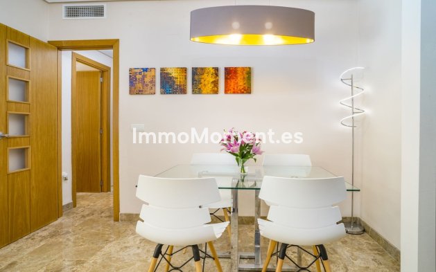 Wiederverkauf - Wohnung - Estepona  - Estepona Centro