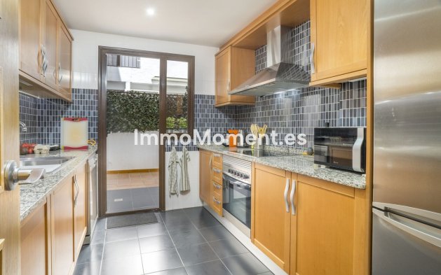 Wiederverkauf - Wohnung - Estepona  - Estepona Centro