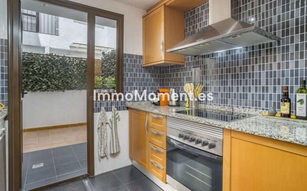 Wiederverkauf - Wohnung - Estepona  - Estepona Centro