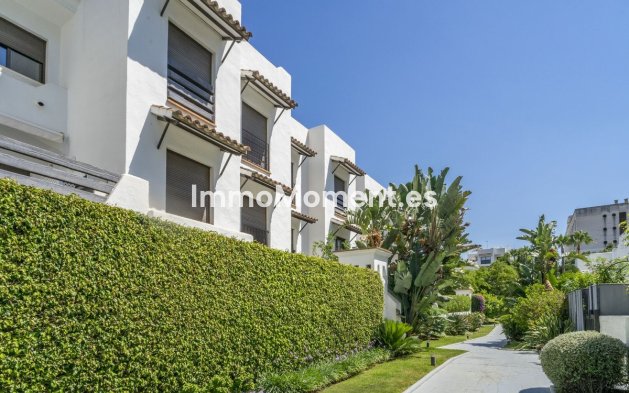Wiederverkauf - Wohnung - Estepona  - Estepona Centro
