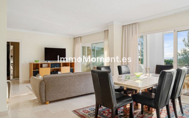 Resale - Apartment - Benahavís - La Quinta