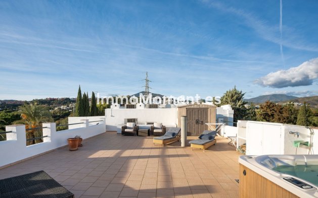 Resale - Apartment - Benahavís - La Quinta