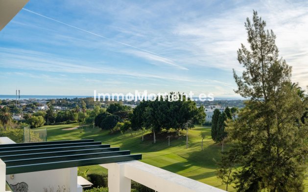 Resale - Apartment - Benahavís - La Quinta