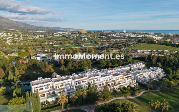 Resale - Apartment - Benahavís - La Quinta