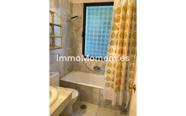 Reventa - Villa independiente - Marbella - Artola