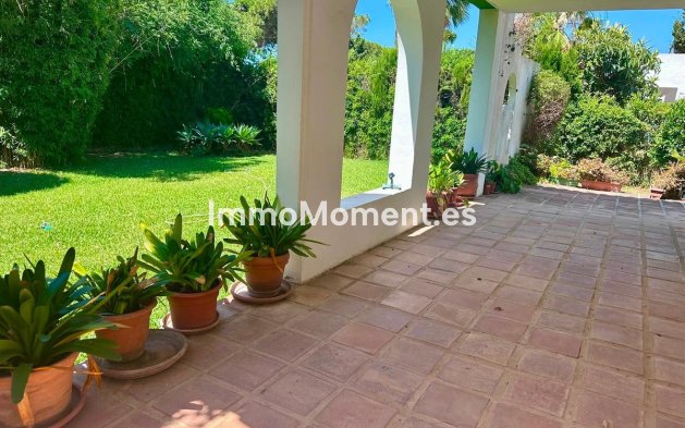 Reventa - Villa independiente - Marbella - Artola